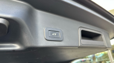 Land Rover Range Rover Evoque 2.0 D200 R-Dynamic SE 5dr Auto Diesel Hatchback